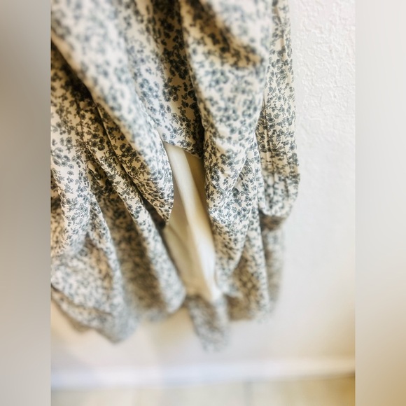 PIPER & SCOOT women’s dress floral print has pockets puffy sleeves NWT - Picture 10 of 14